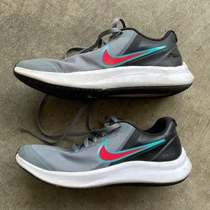 Nike Starrunner